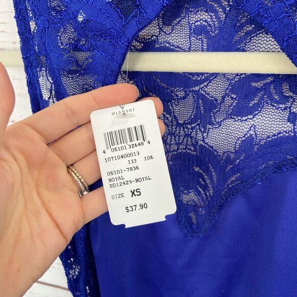 Windsor XS Royal Blue Floral Lace High Mock Neck Sleeveless Backless Mini Dress - Picture 6 of 6